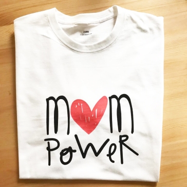 Camiseta "mom power"